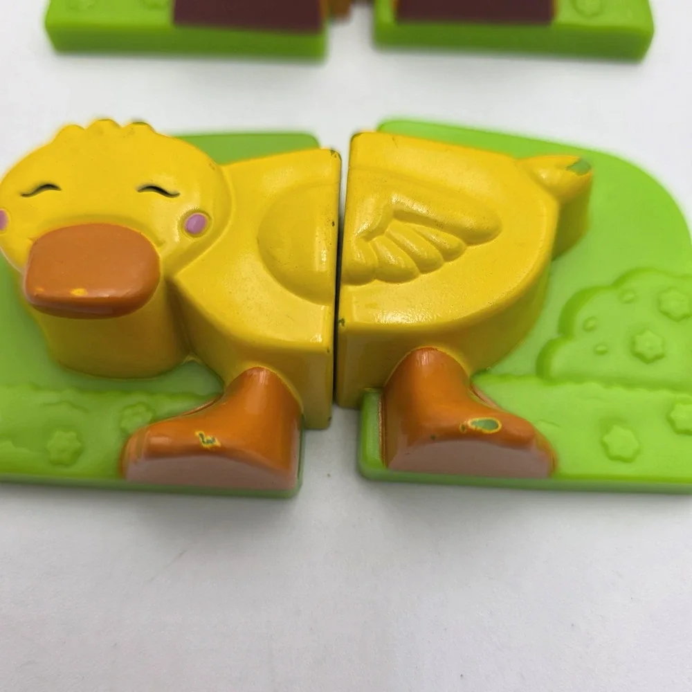LeapFrog Leap Frog Fridge Farm Animal Magnetic Set Working READ 2 pc. Missing